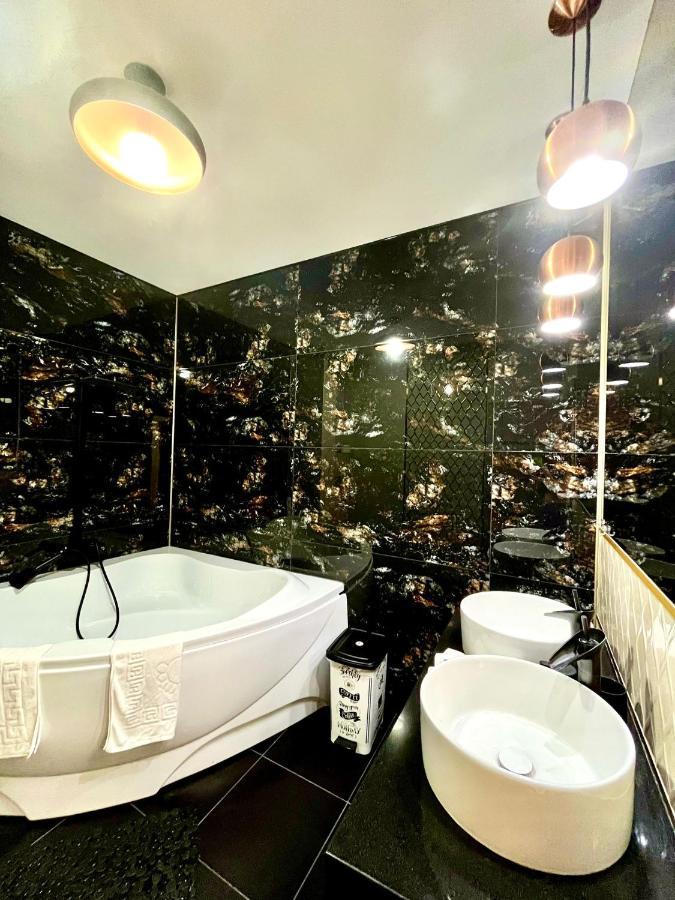 Duplex Lux - Thoria Daire Bükreş Dış mekan fotoğraf